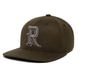 Ligature “R” 3D wool baseball cap