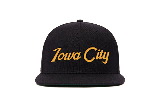 Iowa City Chain Fitted